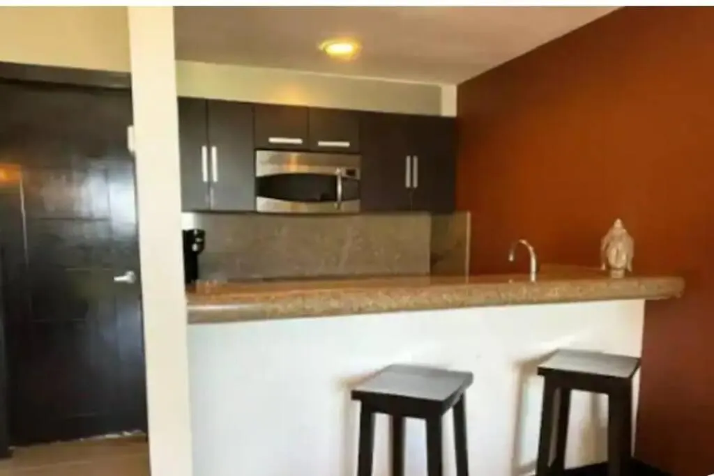 Coastal Serenity: Mangrove View Studio Apartment Playa del Carmen