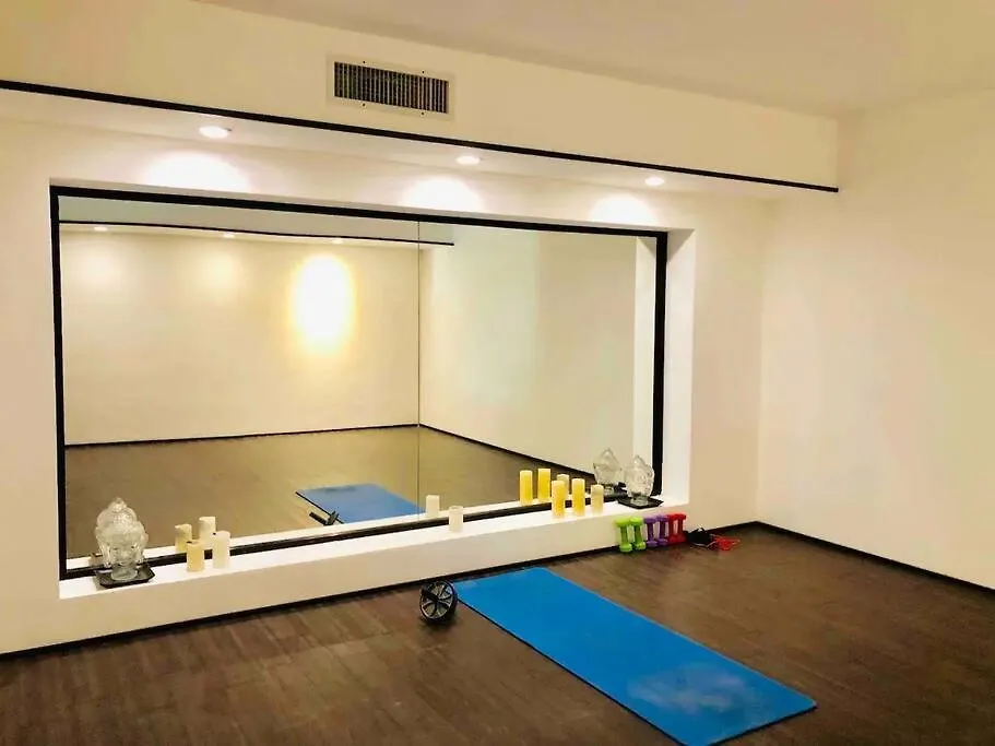 Coastal Serenity: Mangrove View Studio Apartment Playa del Carmen